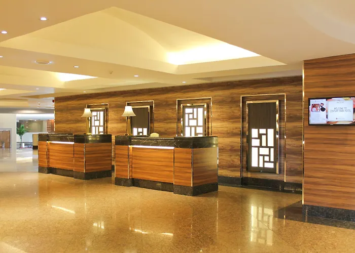 Century Park Hotel 4*