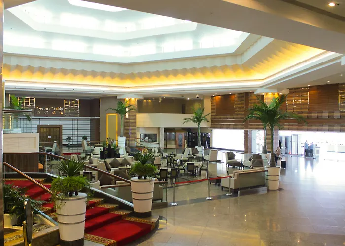 Hotel Century Park
