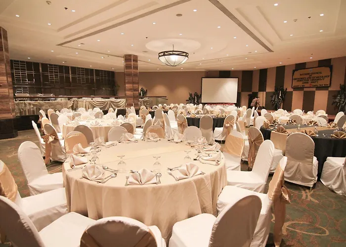 Hotel Century Park