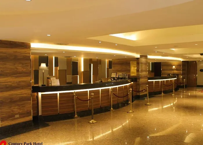 Century Park 4*