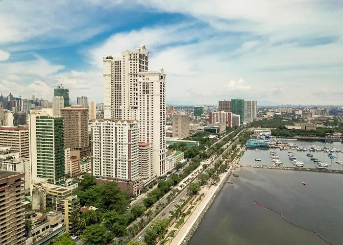 Century Park Hotel 4*