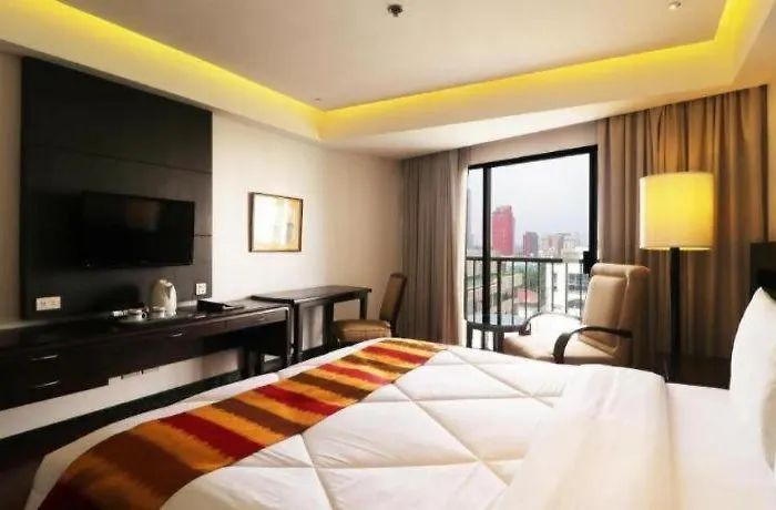 Century Park Hotel Manila
