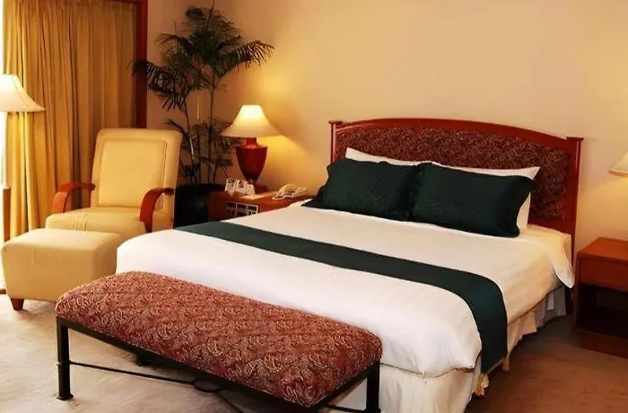 Hotel Century Park