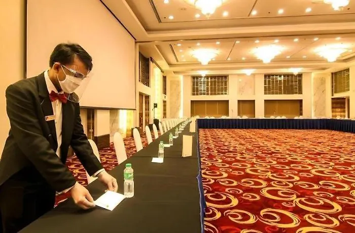 Hotel Century Park Manila