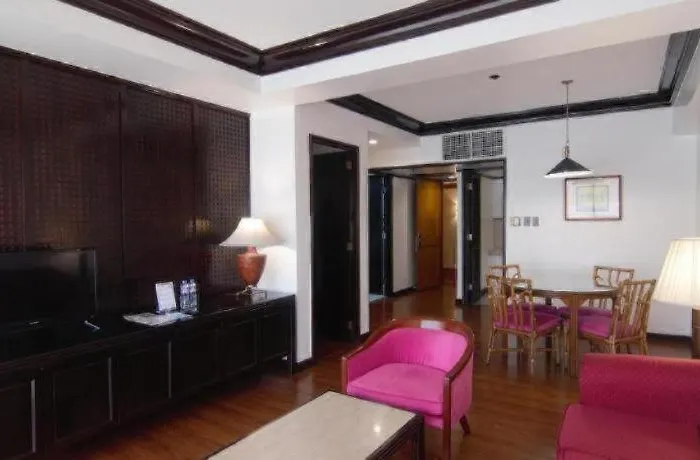 Hotel Century Park 4*
